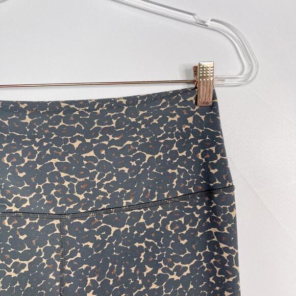New Varley Let's Move High Rise Leggings Cluster Leopard Print Medium M Workout - Picture 5 of 13